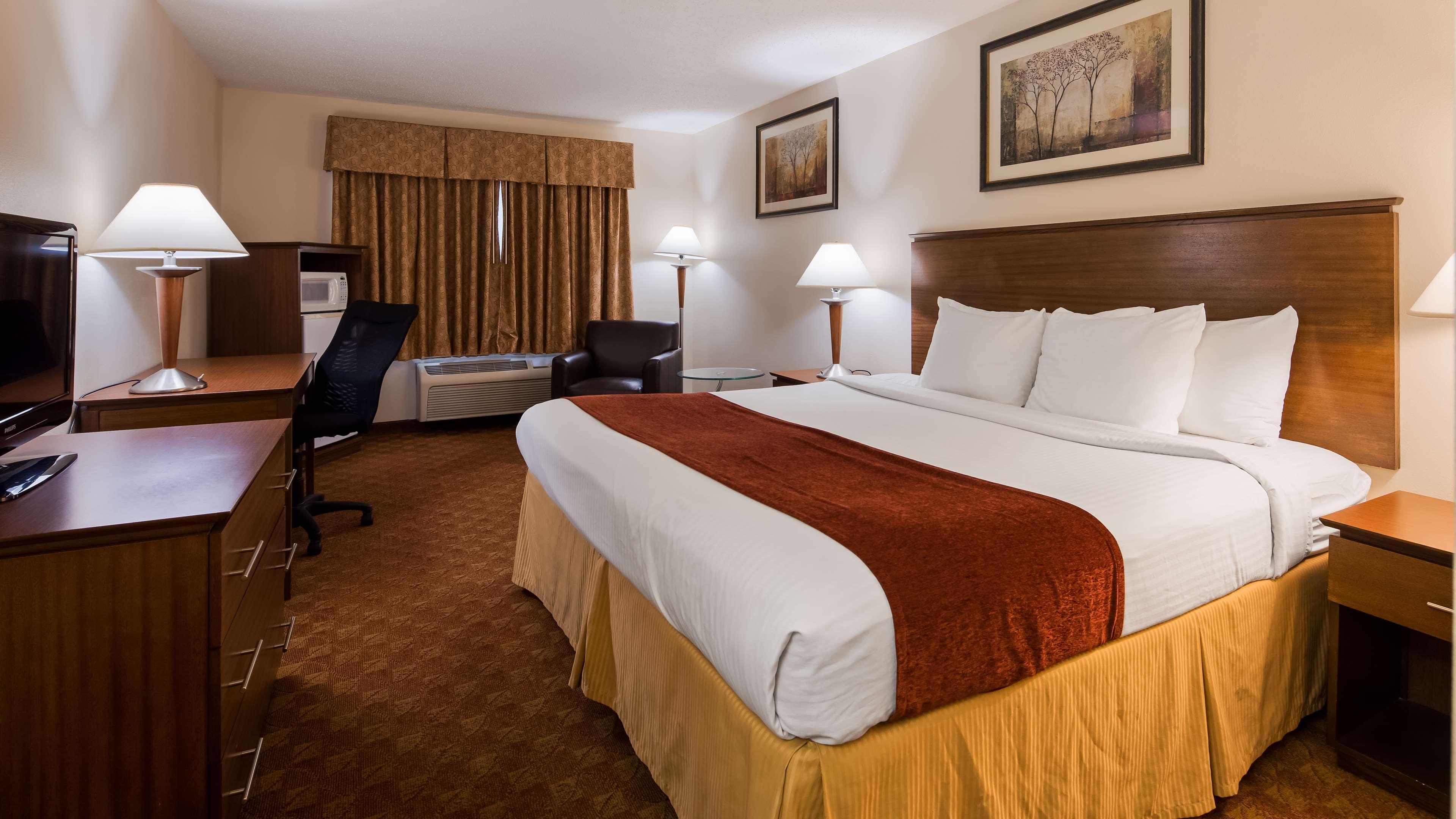 Best Western Lakewood Inn Hebron Ngoại thất bức ảnh