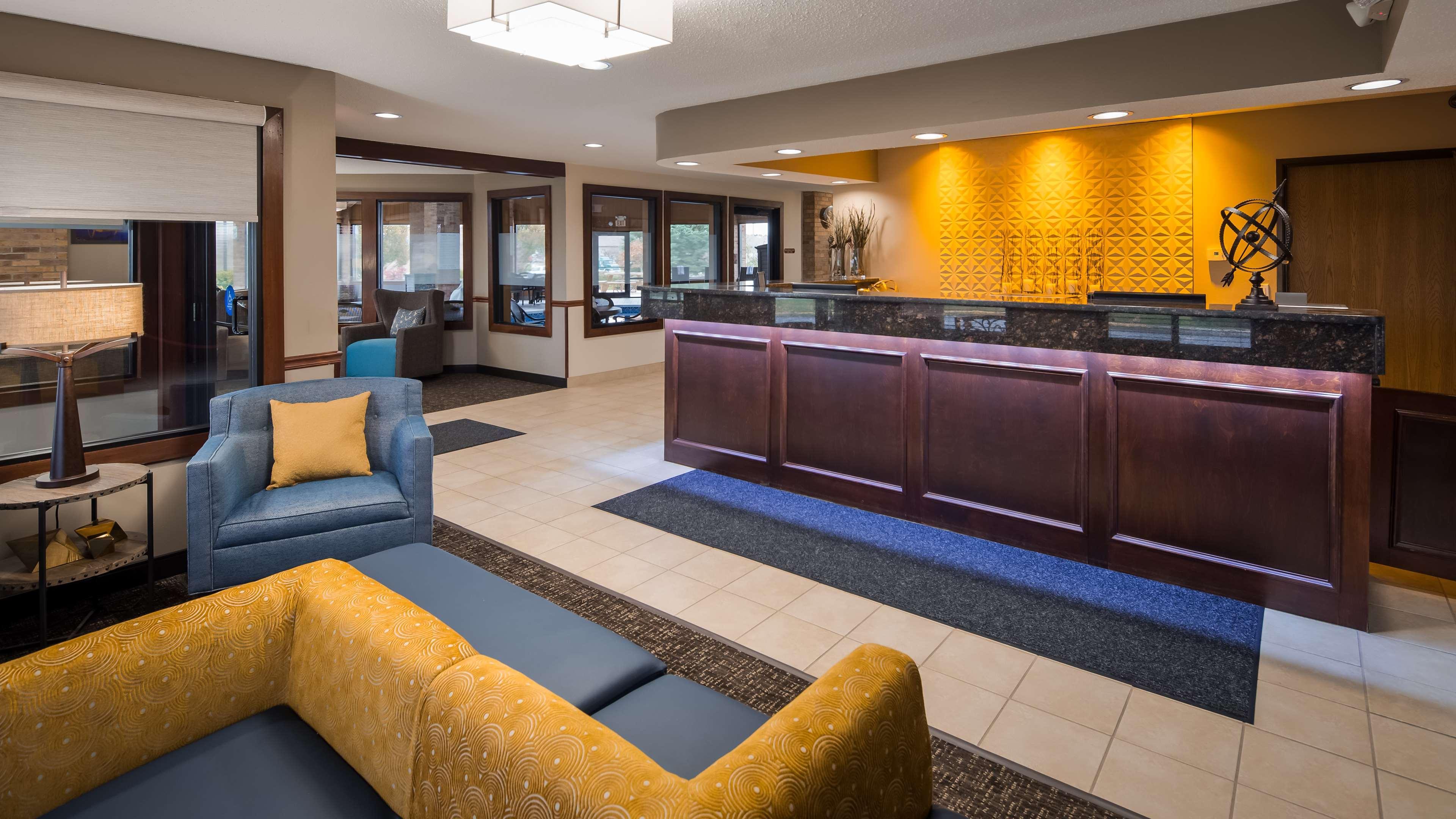 Best Western Lakewood Inn Hebron Ngoại thất bức ảnh