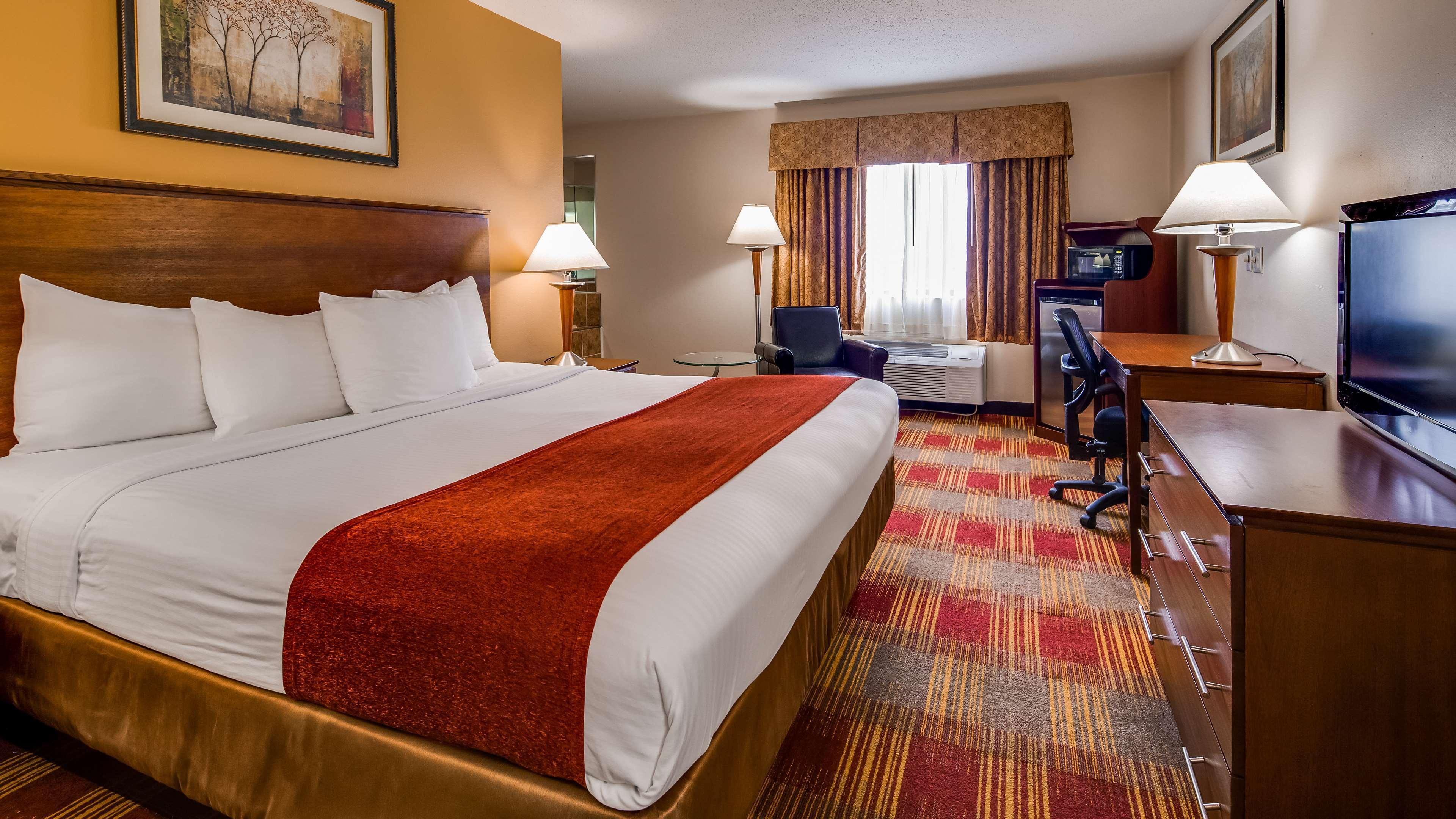 Best Western Lakewood Inn Hebron Ngoại thất bức ảnh